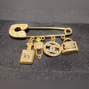 Luxury Custom Charm Safety Brooch Pin